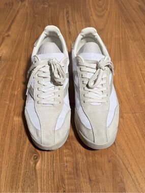 White Tretorn Rawlins Sneakers wms size 8